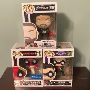 Funko pops (hero)